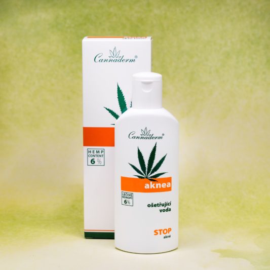 Akne Näovesi 200ml